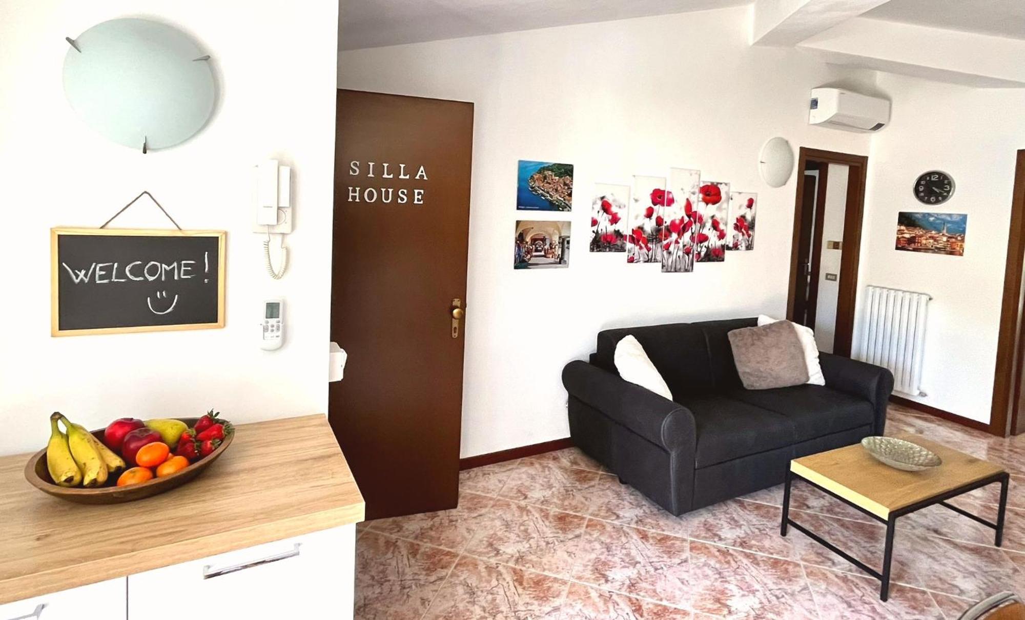 Silla House - A Due Passi Dal Lago Malgrate Extérieur photo