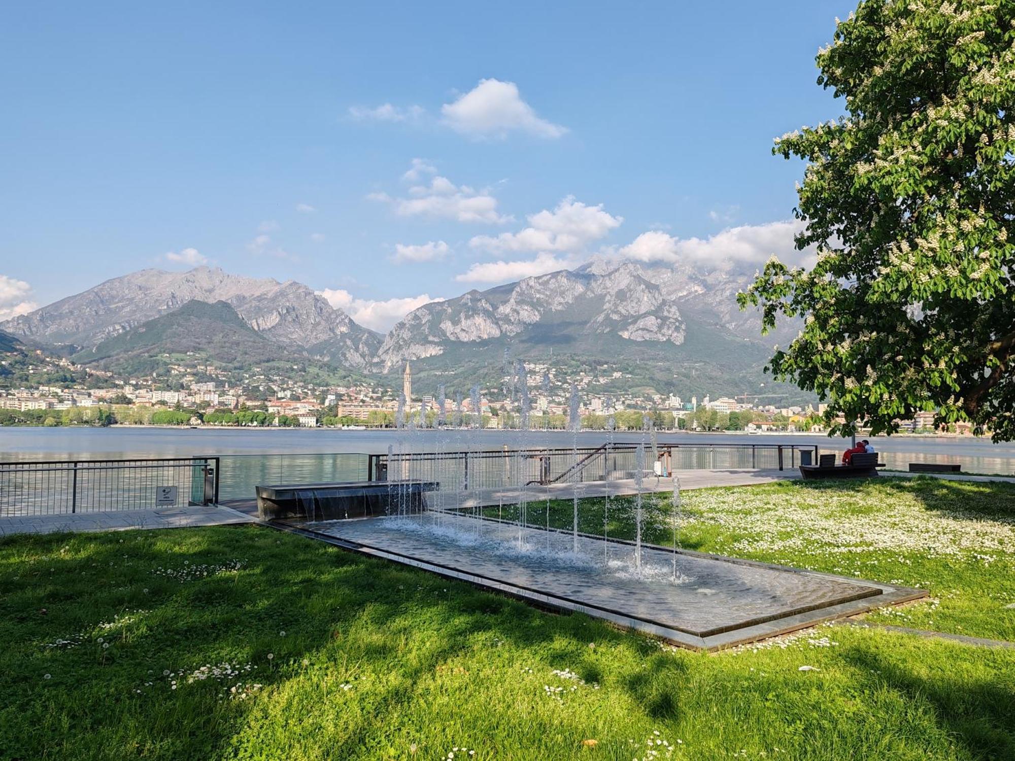 Silla House - A Due Passi Dal Lago Malgrate Extérieur photo